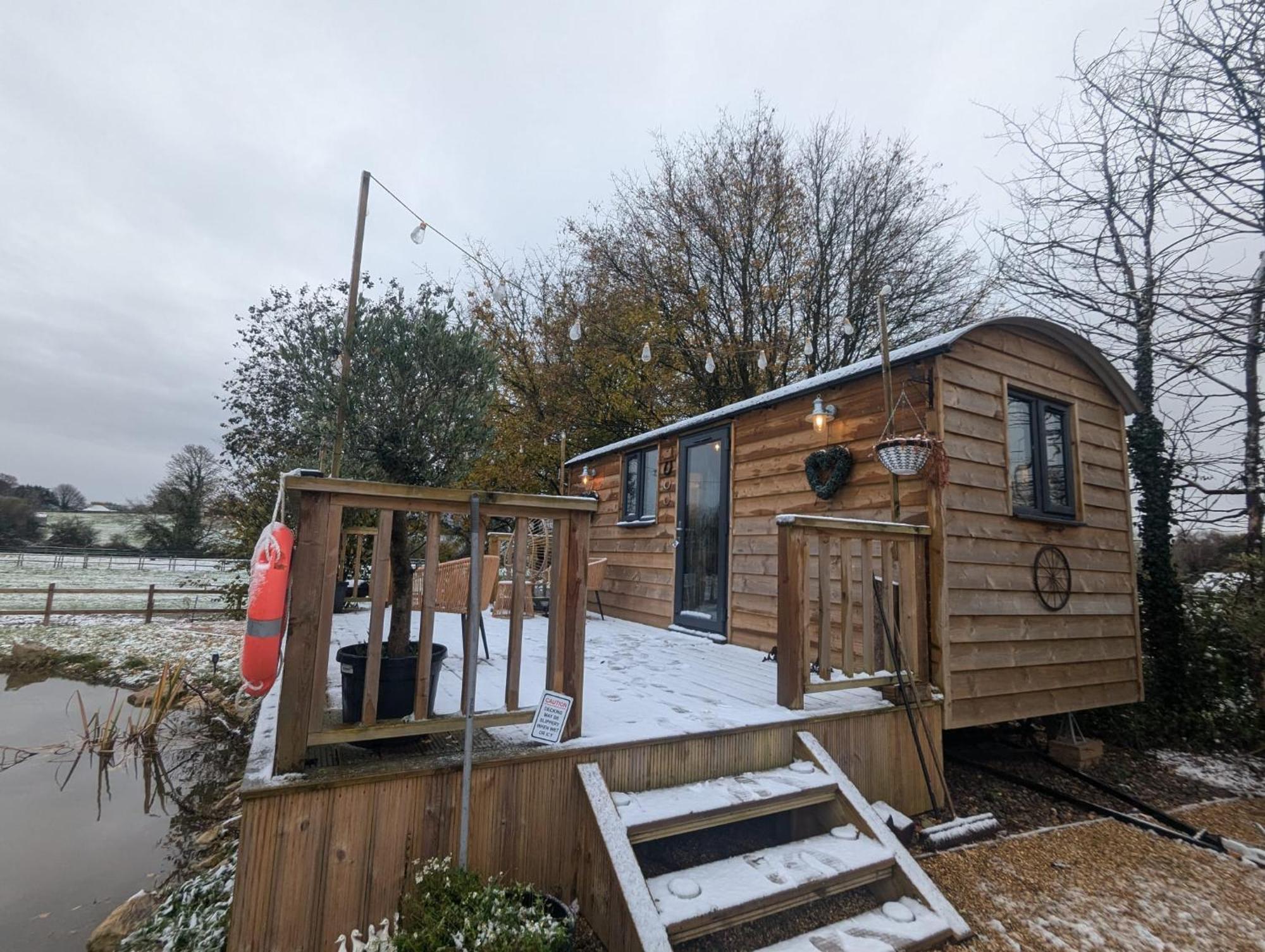 Luxuszelt Rusty Duck Retreat Shepherds Hut Shedfield
